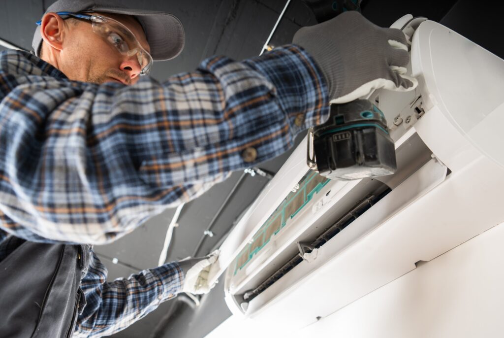 Air Conditioning Splitter Unit Maintenance